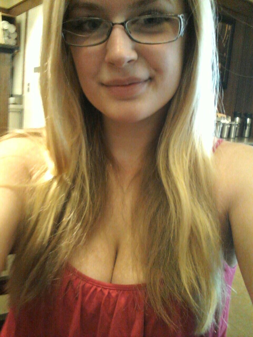 Daniella Webcam Pics